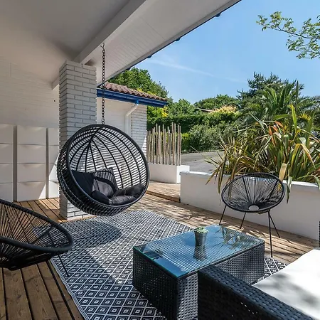 Villa House With 4 Bedrooms In Biarritz With Enclosed Garden And Wifi 1 Km From The Beach *