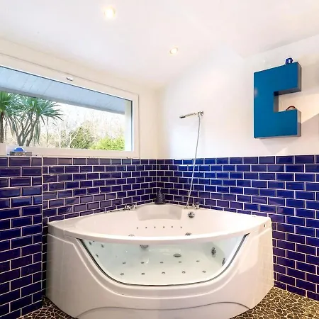 Villa House With 4 Bedrooms In Biarritz With Enclosed Garden And Wifi 1 Km From The Beach *