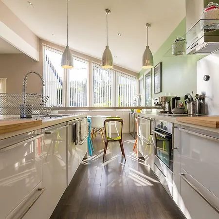 Villa House With 4 Bedrooms In Biarritz With Enclosed Garden And Wifi 1 Km From The Beach Biarritz